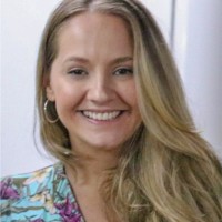 Aline Custódio