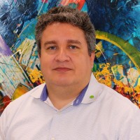 Luis H. S.