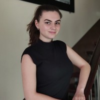 Olesia Beemloop