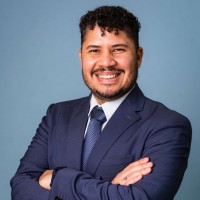 Dr Josua Peña