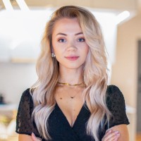 Lena M.