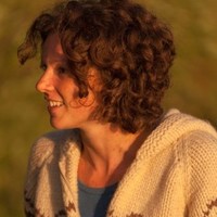 Elly Knight