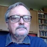 Warren Davies