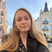 Emelié Audi