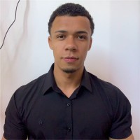 Lucas M. Moreira