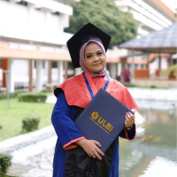 Putri Anisa