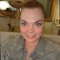 Laura Naaktgeboren