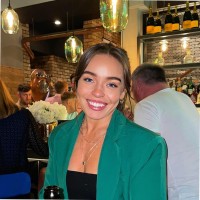 Elle Christie