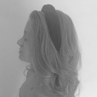 Nynke S.