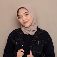 Tarista Dwi Silvia
