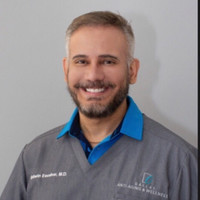 Edwin Escobar MD
