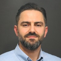 Zeki Arı