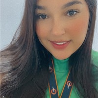 Isabella Oliveira Saraiva