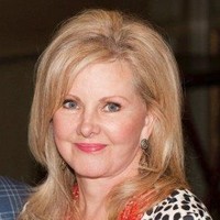 Sandy Giles
