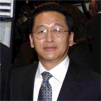 Jun W.