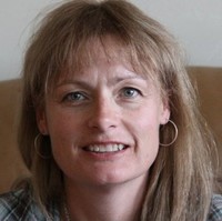 Mia Roberts