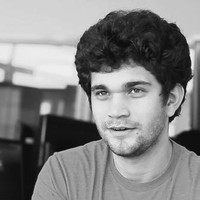 Estefano Palacios Topic