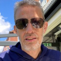 Chris Rhodes
