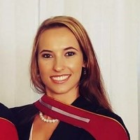 Dr Nicoleen Van Vuuren