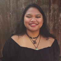 Caitlin Yaneza
