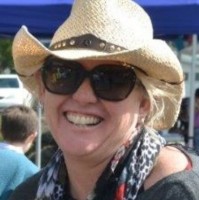 Lesley Gwyneth King
