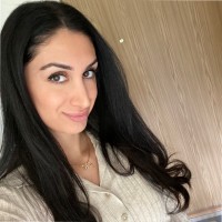 Gabriella Metin