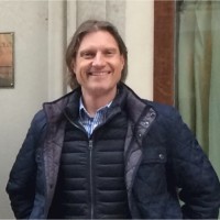 Zoltán Roszkos