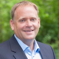 Michael Thibault