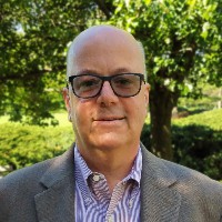 Robert Santos