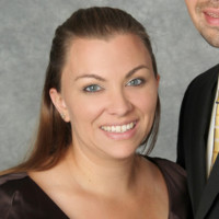 Kristen Medina, Cpa