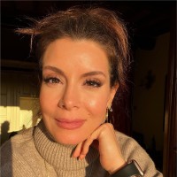 Elena T.