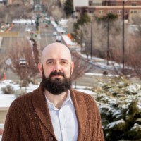 Hayden Navvab-Safavi, Mba