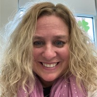 Lori Trahan