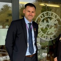 Mark Howes