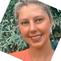 María C. Gómez Esparza