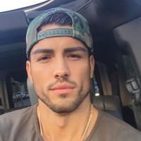 Mikel Jay