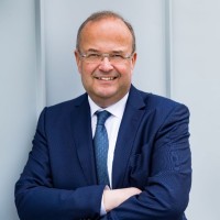 Dr. Thomas Jablonski