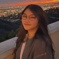 Lily Le