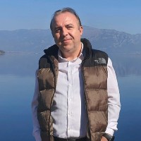 Serdar Tek