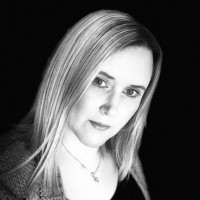 Lorraine Hares