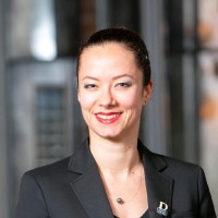 Aline L.
