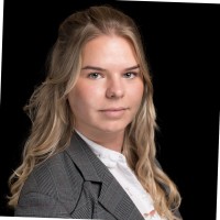 Moniek B.