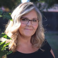 Heather Mompean