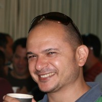 Gil Metzuyanim