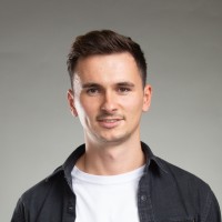 Simon G.