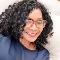 Luz Morales