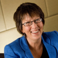 Lesley Thompson