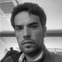 Gustavo González Van
