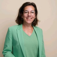 Claudia Van Rhee