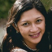 Lou-Ellen Santos